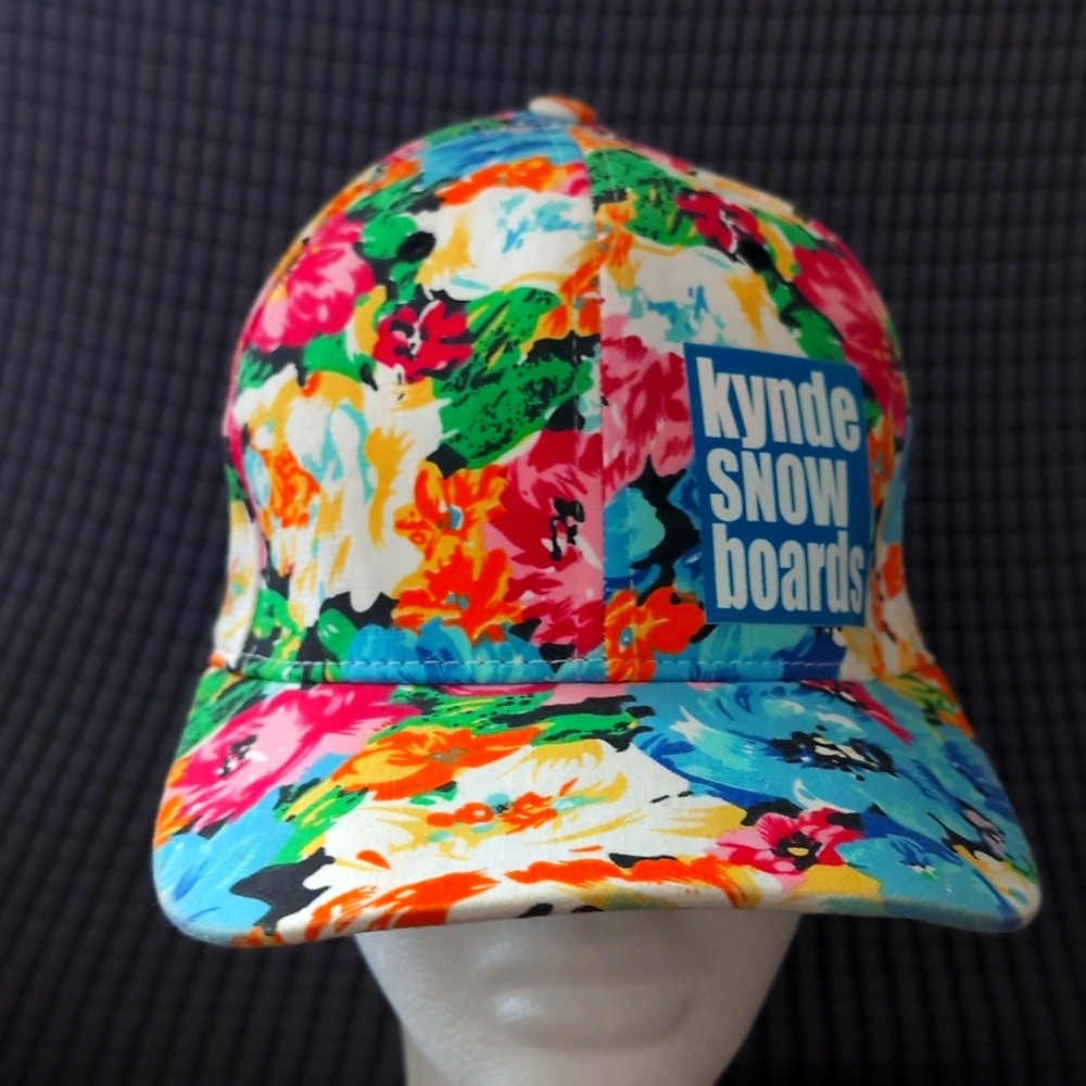 Floral Print Hat. Kynde Snowboards.  Pit Bull Manufacturer.
